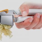 10 Amazing Garlic Presser Kitchen Gadgets Put To The Test - New Kitchen Tools 2017
